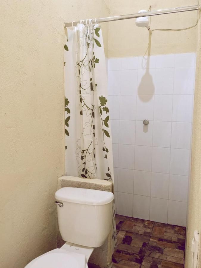 Tika' Aaj Mini-Hotel Сан Педро Ла Лагуна Екстериор снимка