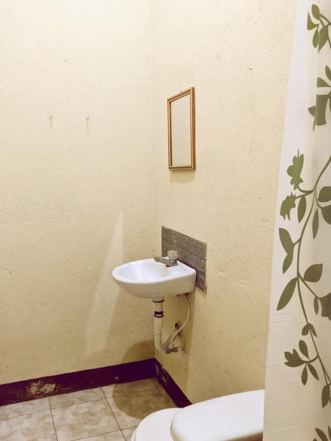 Tika' Aaj Mini-Hotel Сан Педро Ла Лагуна Екстериор снимка